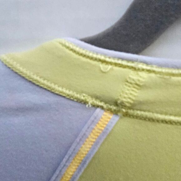 Lululemon Women’s Run: Layer Me Long Sleeve | Size 6 Reflective Rulu Running Top - Picture 12 of 13